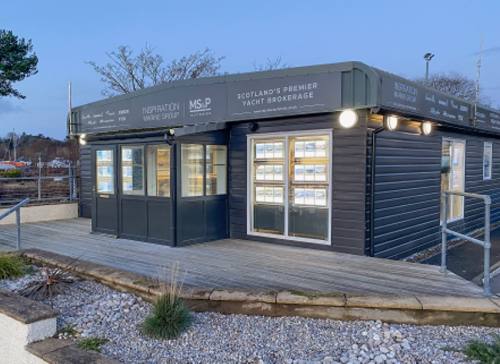 Kip Marina Office